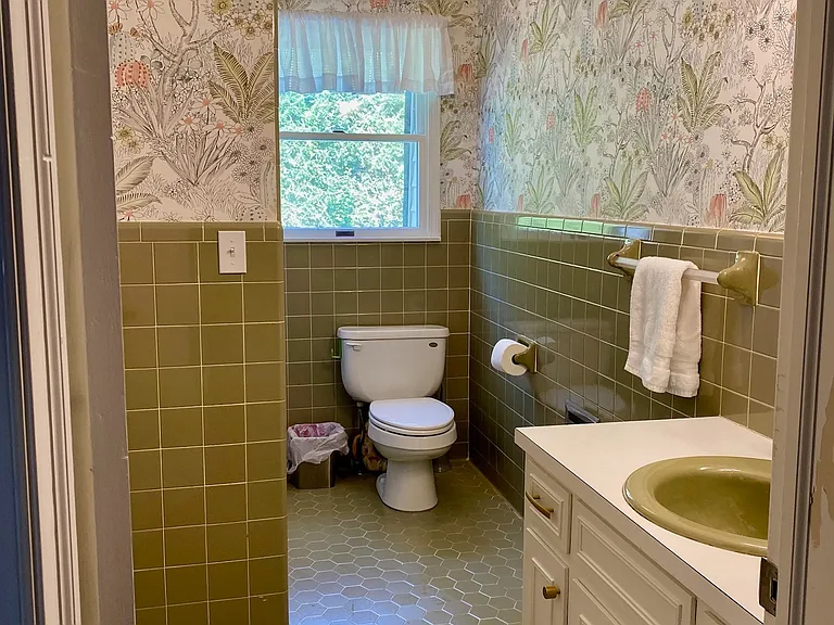 19835 McCray Dr — Photo 24