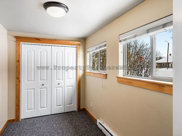 215 N Quaw Blvd — Photo 20