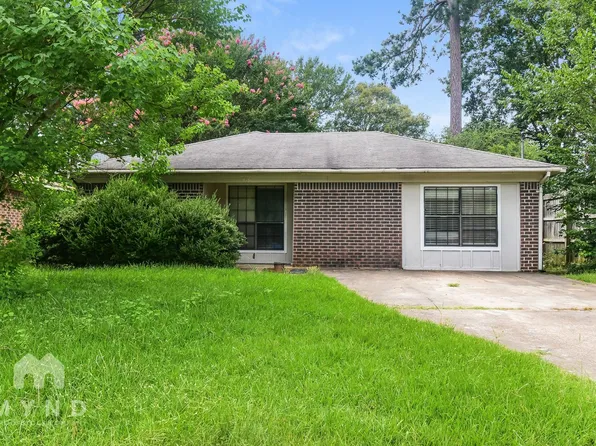 416 Carroll Ave, Wake Village, TX 75501
