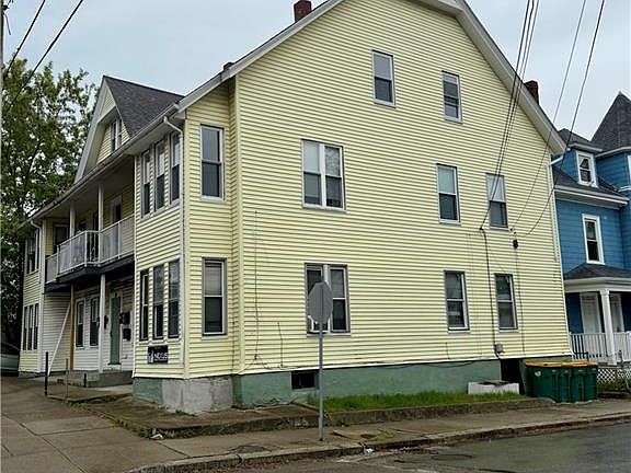 2nd image of 191 Grove St