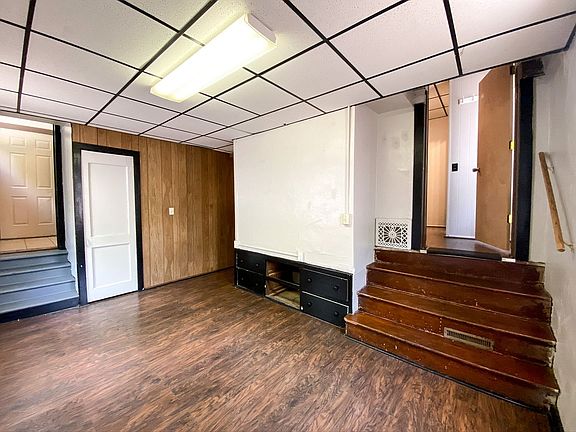 5th image of 248 Campus Ave #248