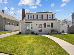 671 Benefit St, Pawtucket, RI 02861