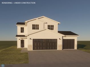 2420 38th Ave S, Moorhead, MN 56560