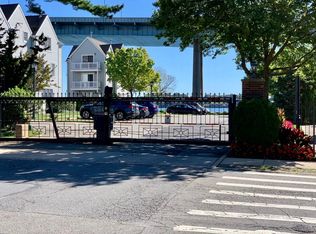 167-21 Powells Cove Blvd #10, Whitestone, NY 11357