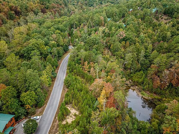 4th image of 69 Smoky Cove Rd