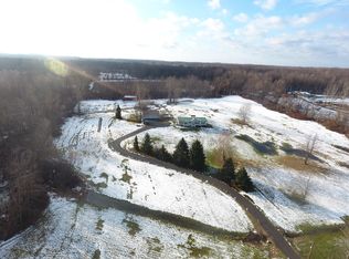 5610 Van Lare Rd, Williamson, NY 14589