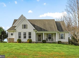 25 Joy Ln, Peach Bottom, PA 17563