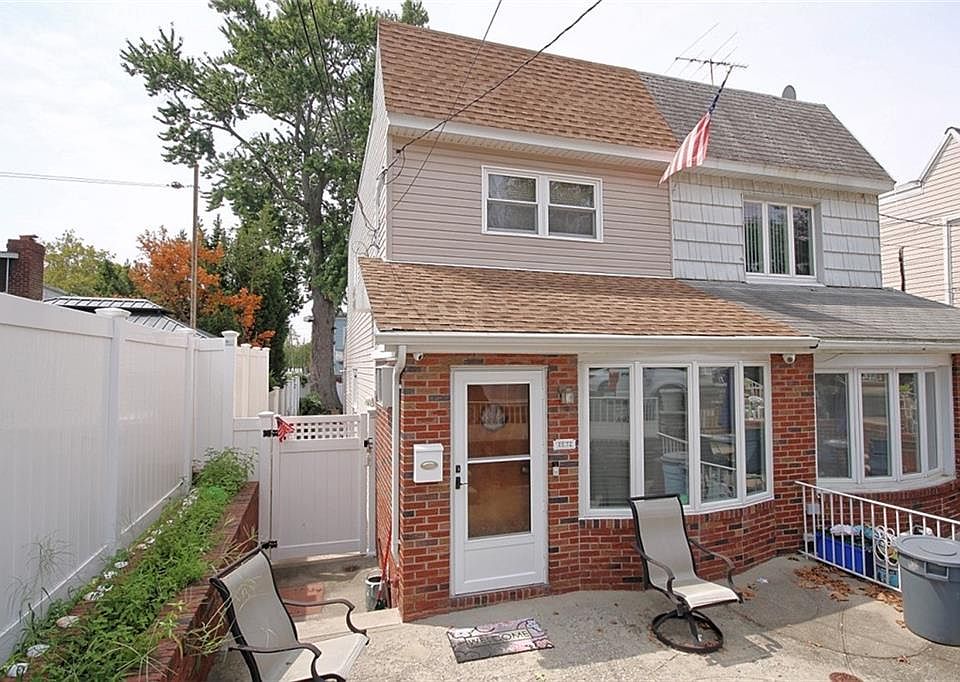 1st image of 2072 E 74th St