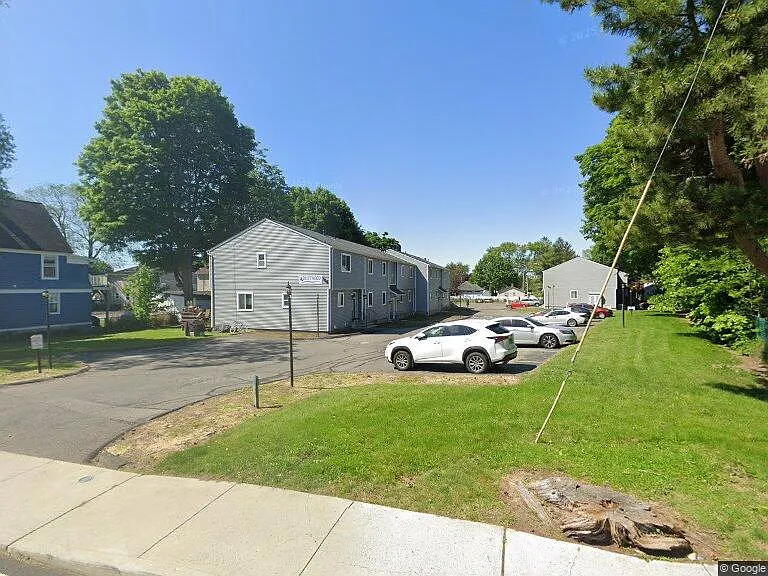 2 bed, 1.5 bath, 1097 sqft, $2,450 — Photo 1