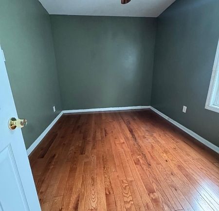 3rd image of 1083 Grove St
