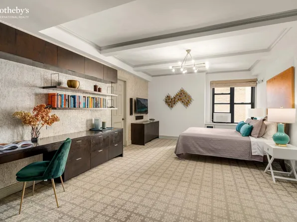 230 Central Park West image 7 of 23