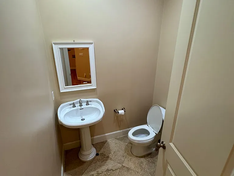 1523 Haddon St #B — Photo 32