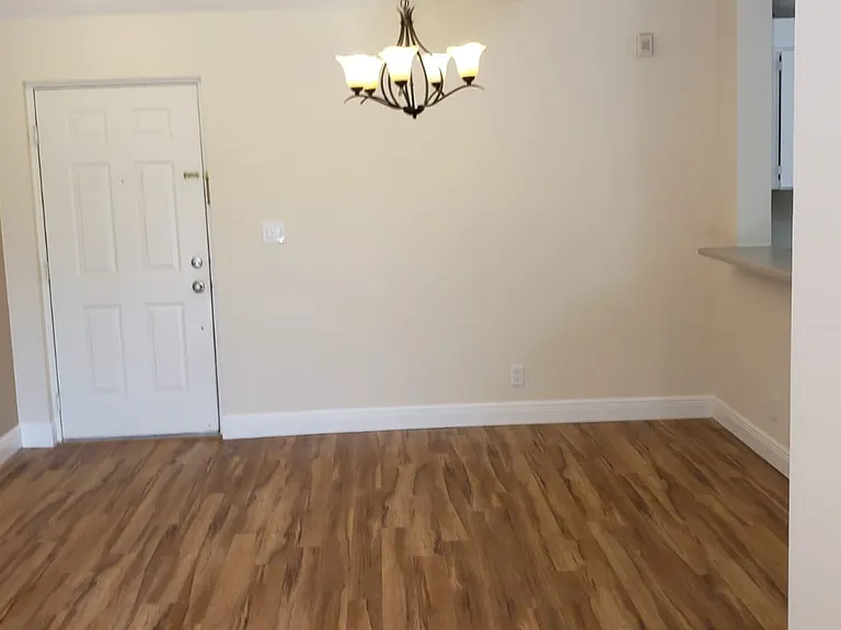 10111 W Sunrise Blvd #303 — Photo 14