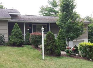 800 McClane Farm Rd, Washington, PA 15301