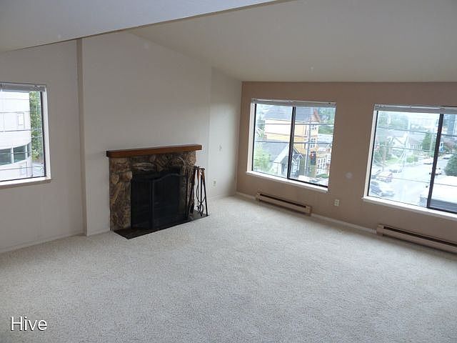 1st image of 7000 Roosevelt Way NE APT 401
