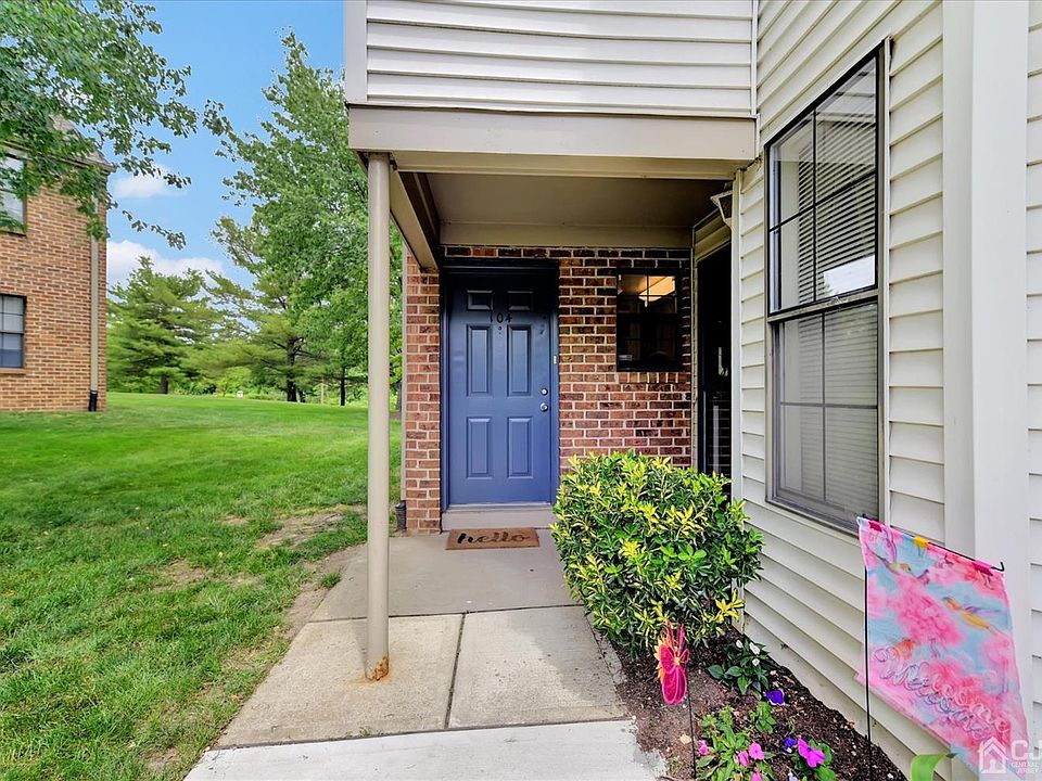 1st image of 104 Sunshine Ct