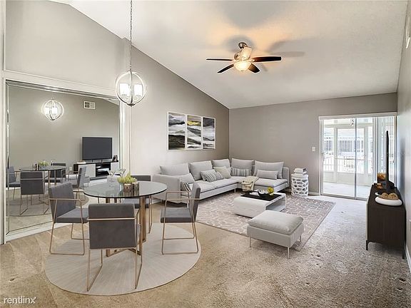 5th image of 3238R Villa Way Cir
