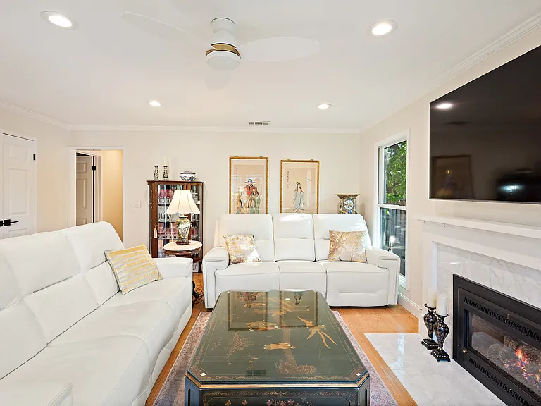 45 Island Ct — Photo 5