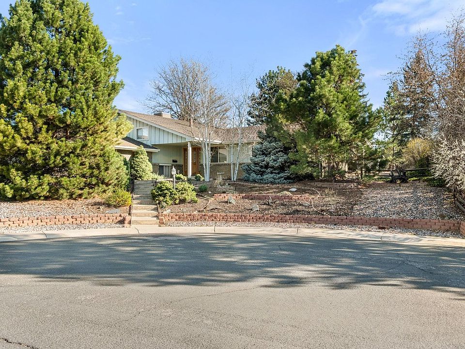 1st image of 465 W 4th Ave Pl