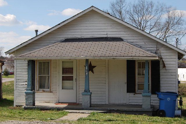 1st image of 105 Joy Ave
