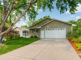 205 Mississippi Dr, Monticello, MN 55362