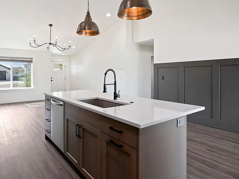 719 Cheri Ct — Photo 14