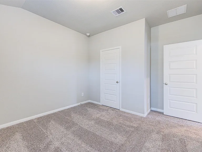 21514 Pachino Ln — Photo 10