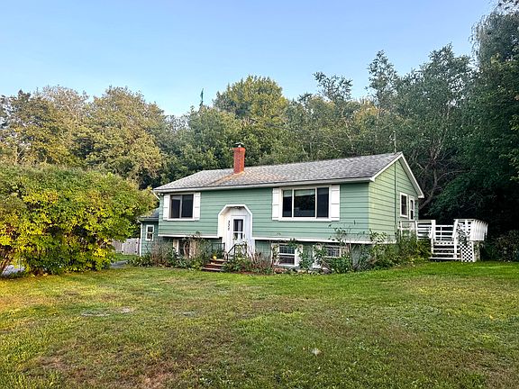 2nd image of 330 Cape Jellison Road