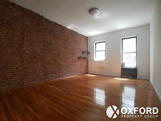 Rented by Oxford Property Group | media 9