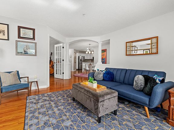 3rd image of 8510 Greenway Blvd Unit 112