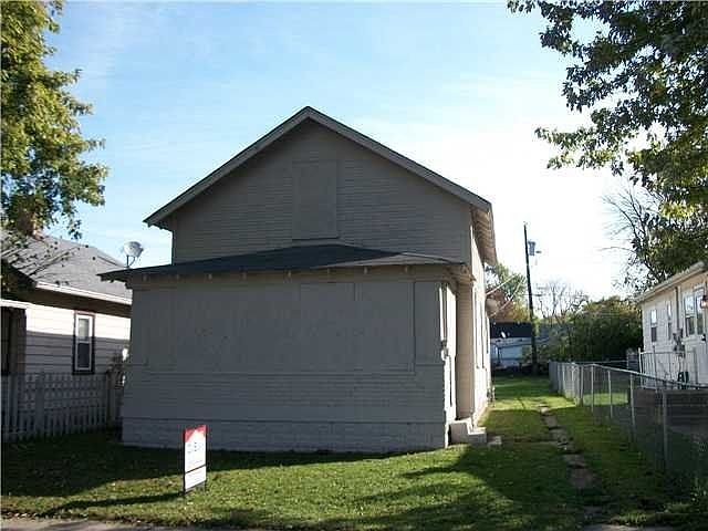 For Sale: 921 N Somerset Ave, Indianapolis, Indiana 46222