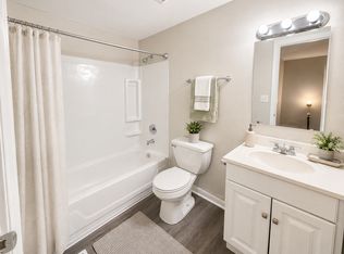 Lakewood Flats and Townhomes, Evansville, IN 47712