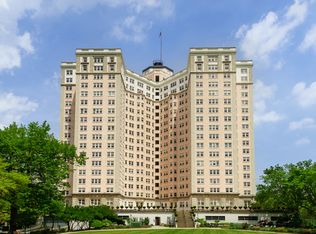 5555 N Sheridan Rd APT 1010, Chicago, IL 60640