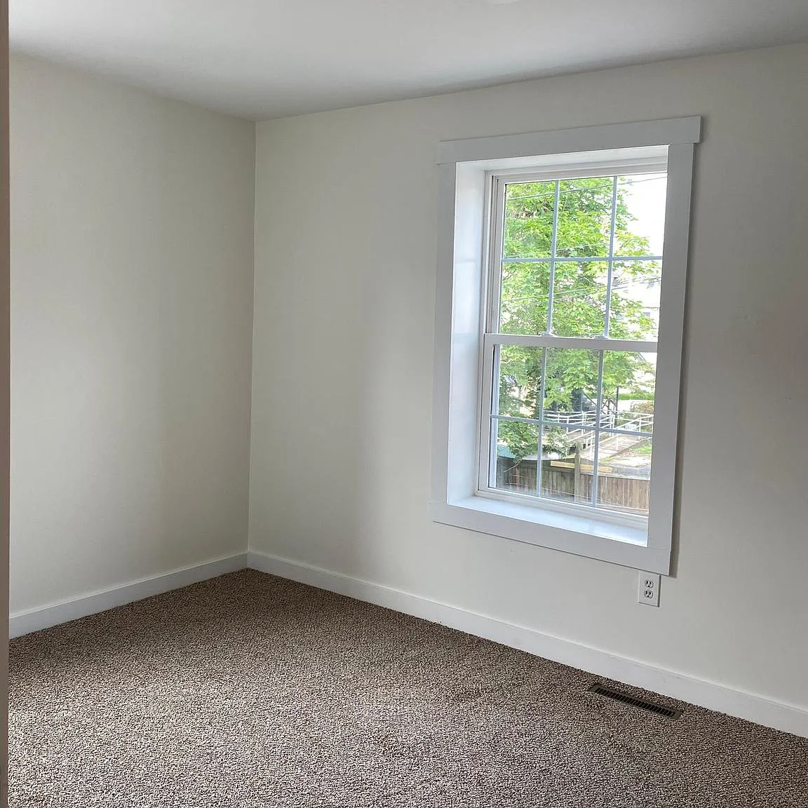 2 bed, 700 sqft, $1,250 — Photo 4
