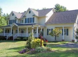 25224 Woodfield School Rd, Gaithersburg, MD 20882