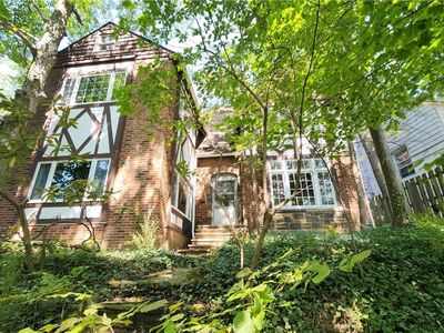 3771 Meadowbrook Blvd, University Heights, OH, 44118