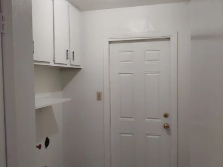 705 & 707 Allen St — Photo 18