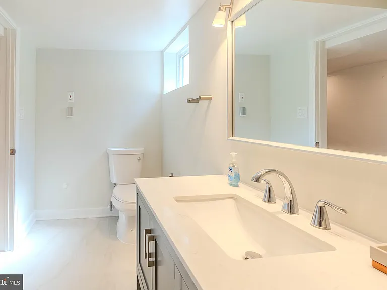 942 N McKinley Rd — Photo 39