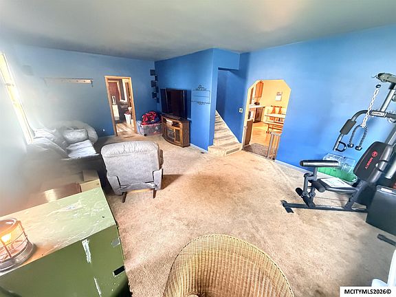 5th image of 526 6th St SE