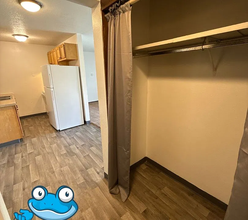 BK-909 Apartment
