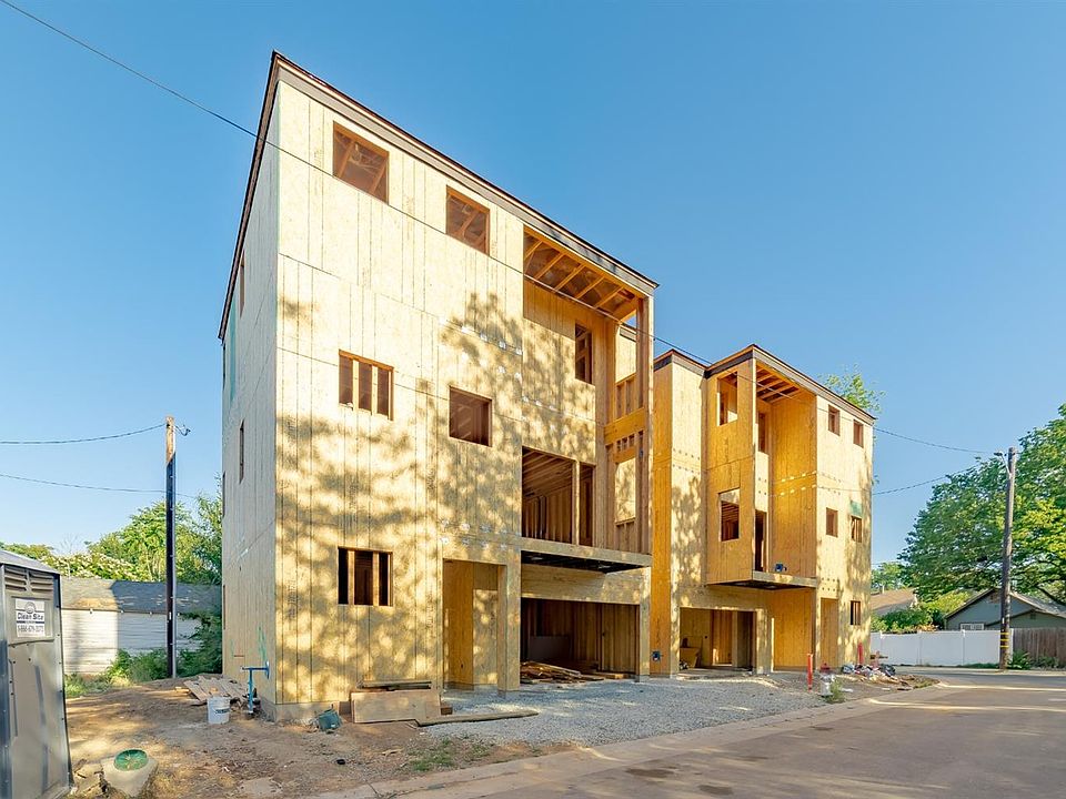 2nd image of 3065 Portola Way