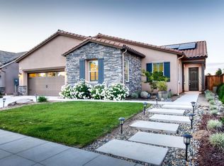2247 Donner Ave, Clovis, CA 93611