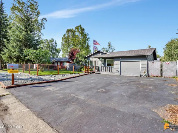 3742 Robin St, Anchorage, AK 99504