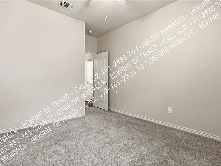 12079 Kingsville Dr — Photo 20