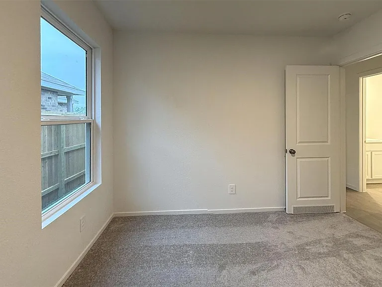 1439 Cactus Rose Dr — Photo 9