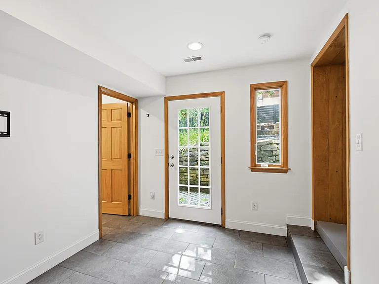 7767 Shawnee Run Rd — Photo 34
