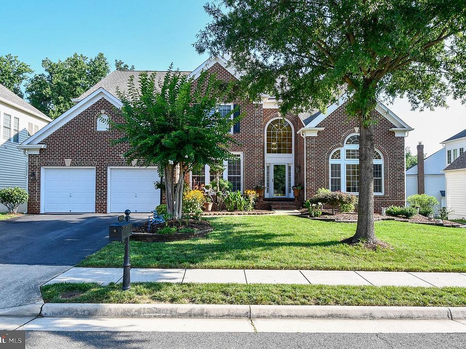 1st image of 8132 Bluebonnet Dr
