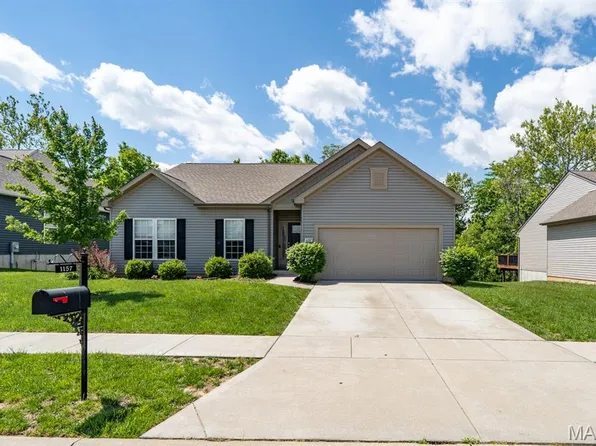 1157 Crystal Creek Pkwy, Wentzville, MO 63385