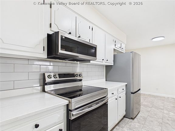 4th image of 4207 Hackberry Ln