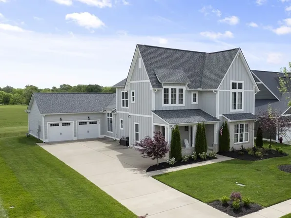 7530 Delancey Dr, College Grove, TN 37046